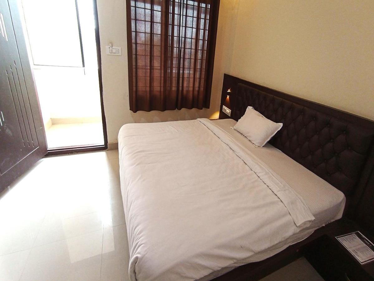 Mg Residency Hotel Chikmagalur Exterior photo