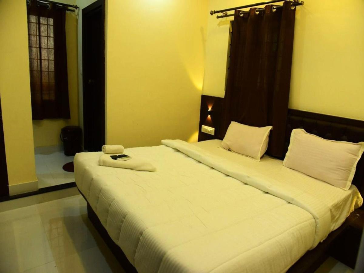 Mg Residency Hotel Chikmagalur Exterior photo