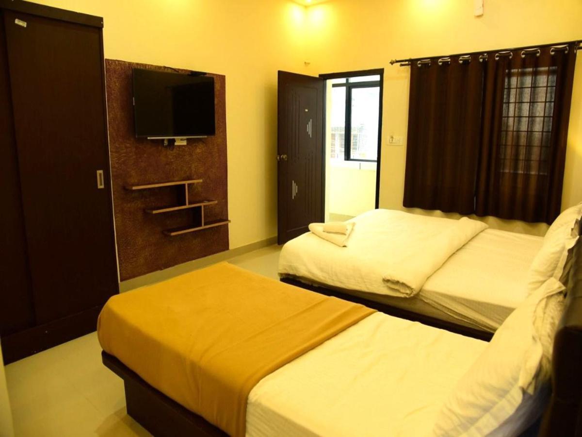 Mg Residency Hotel Chikmagalur Exterior photo