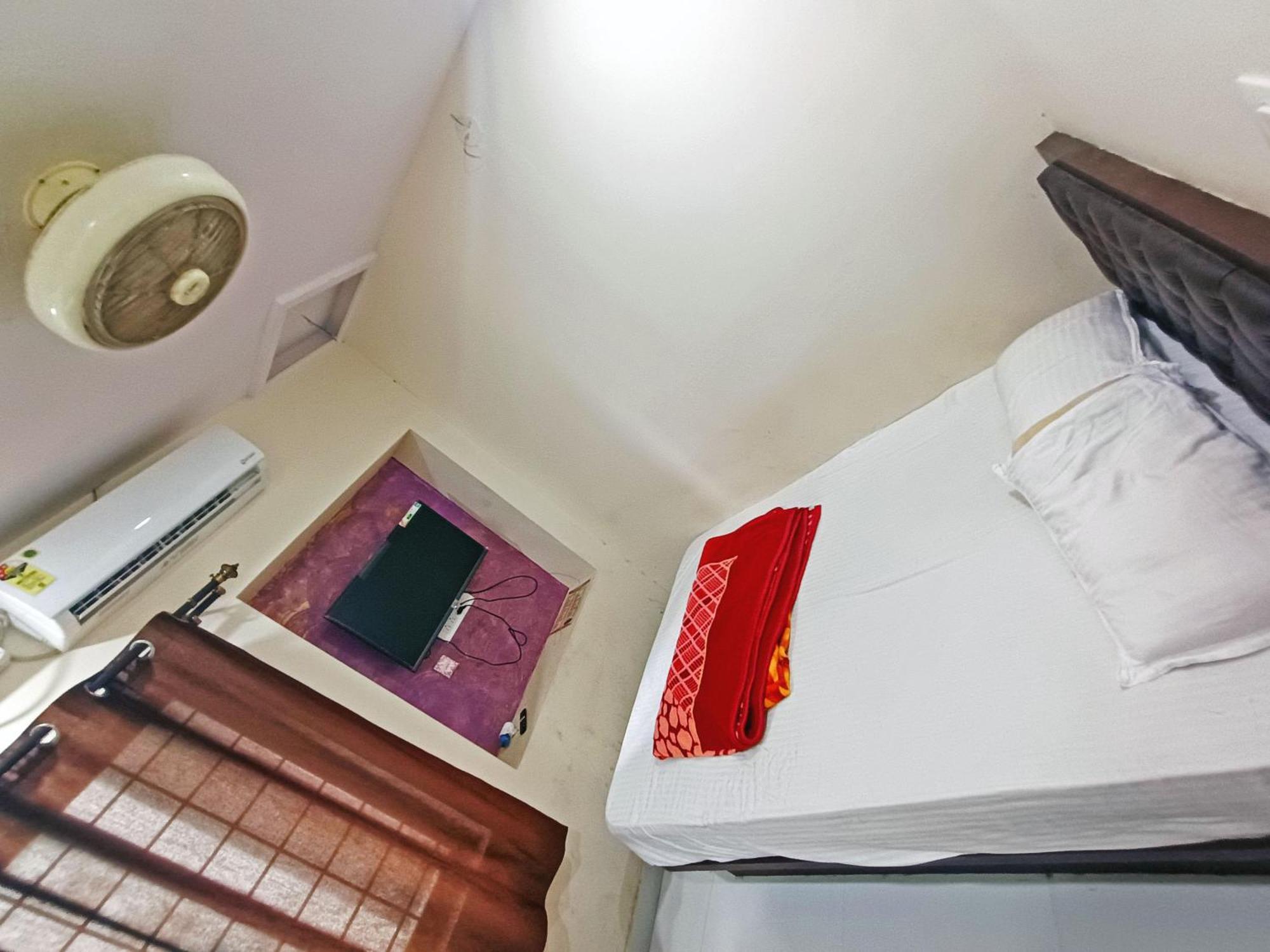 Mg Residency Hotel Chikmagalur Exterior photo