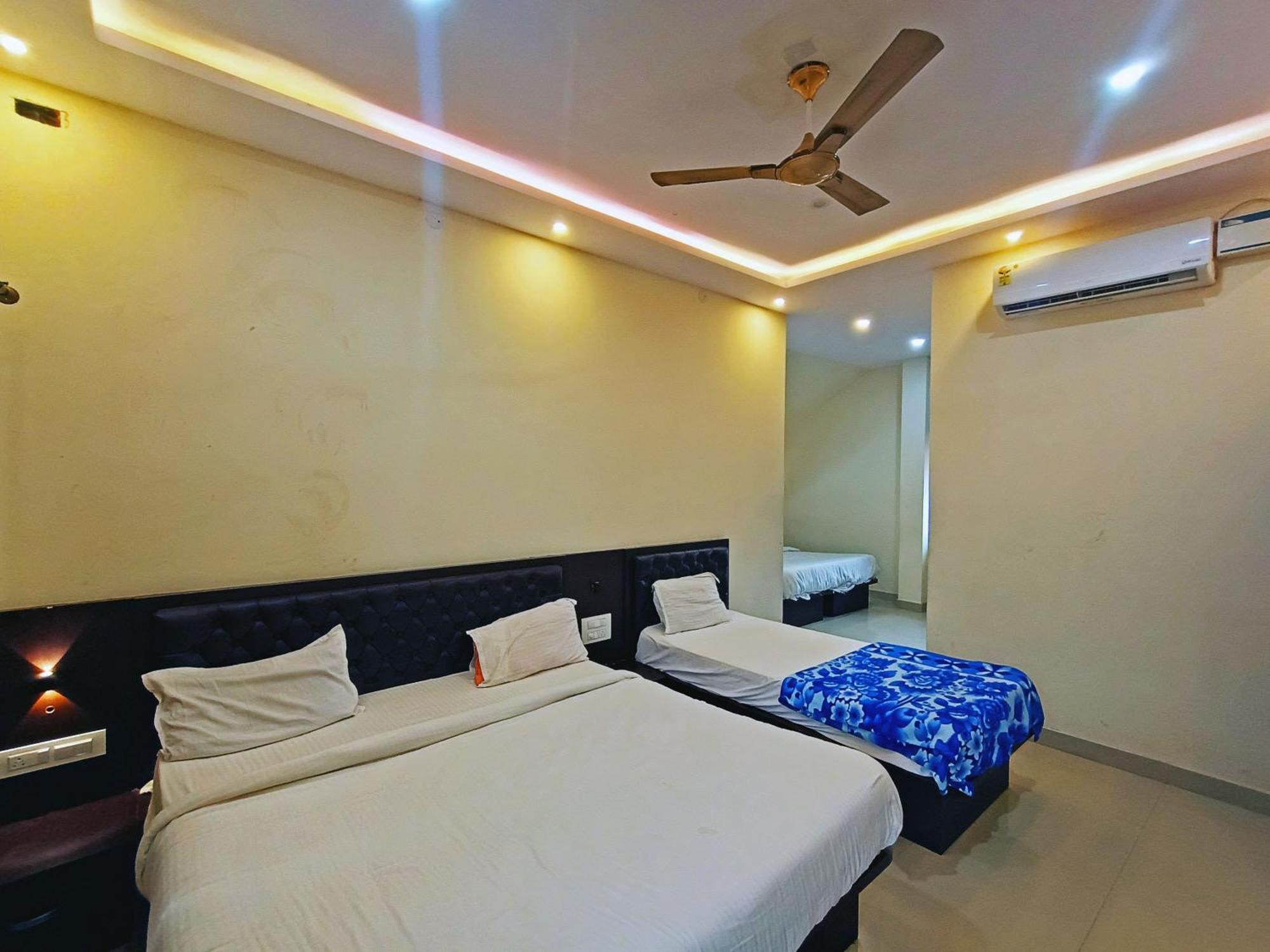 Mg Residency Hotel Chikmagalur Exterior photo