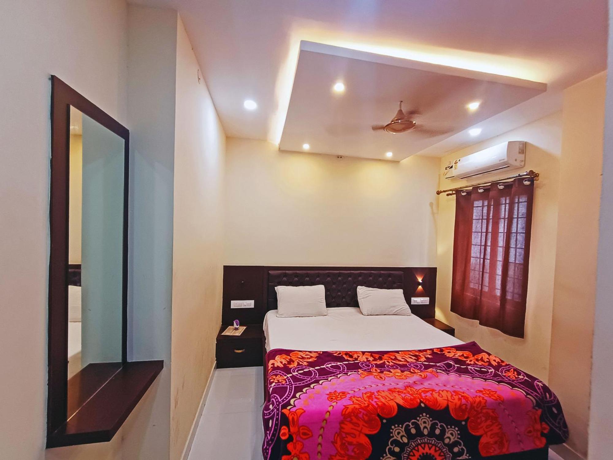 Mg Residency Hotel Chikmagalur Exterior photo